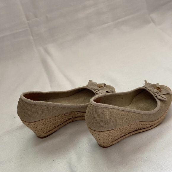 Tory Burch Jackie peep toe canvas beige espadrille wedge heel size 7.5 - Picture 5 of 12